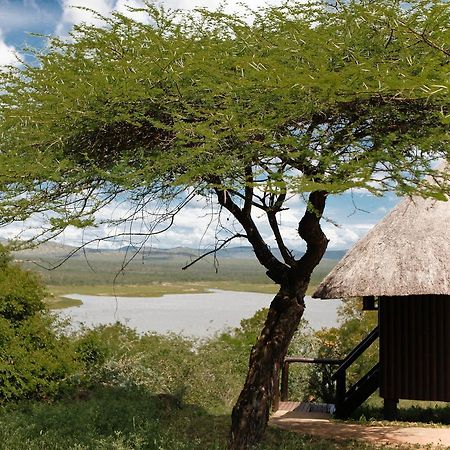 Nkwazi Lake Lodge Pongola Exterior foto