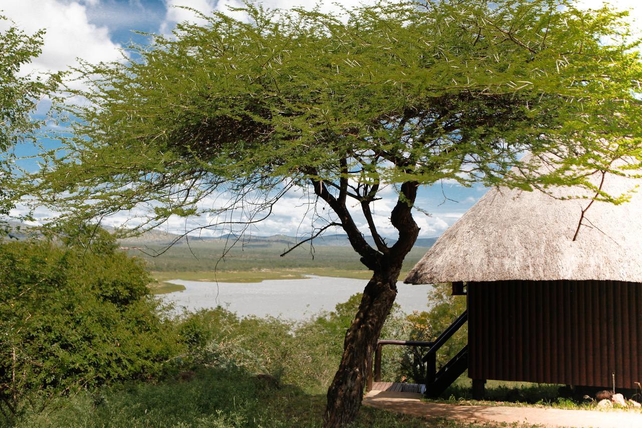 Nkwazi Lake Lodge Pongola Exterior foto